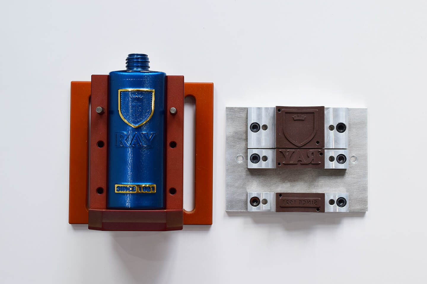 化粧品ボトルと ホットスタンプ 版
