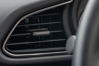 車のエアコン吹き出し口