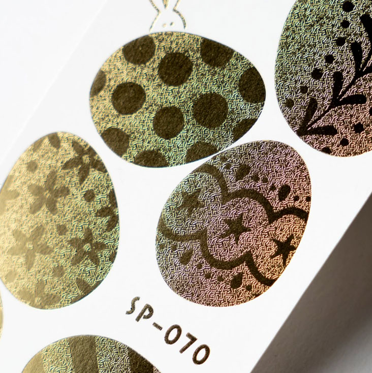 イースターをイメージした箔押しカードの拡大画像